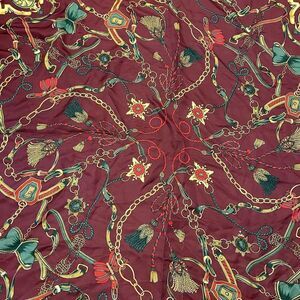 Vintage Honey women’s Polyester Large scarf.  Made in Italy.